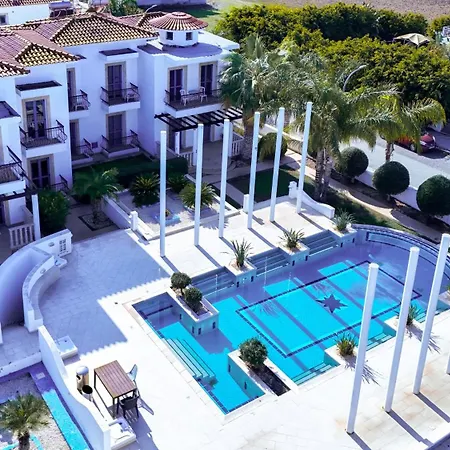 Cozy Beachside With Pool Access - Ideal For Relaxation Apartment Pyla