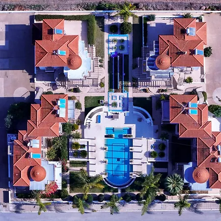 Cozy Beachside With Pool Access - Ideal For Relaxation * Pyla