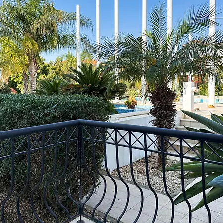 Cozy Beachside With Pool Access - Ideal For Relaxation * Pyla